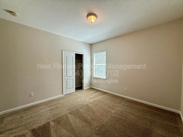 145 Woodfield Ln — Photo 44