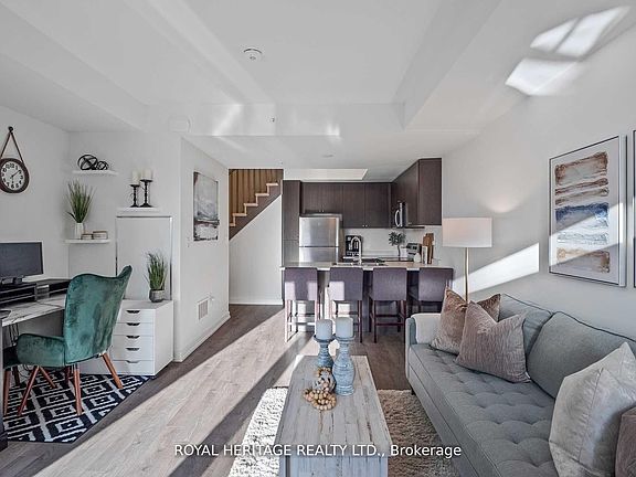 3rd image of 1555 Kingston Rd #103