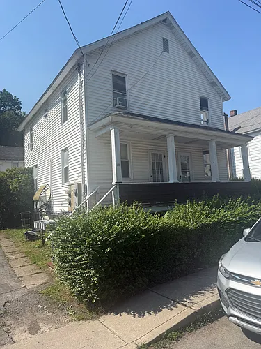 28 Midland St #1 Photo 1