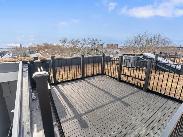 1 Cedar St #7, Cambridge, MA 02140