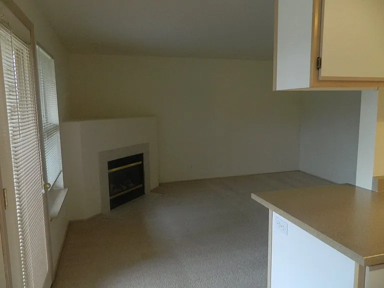 Springwater Trail Apartments — Photo 30