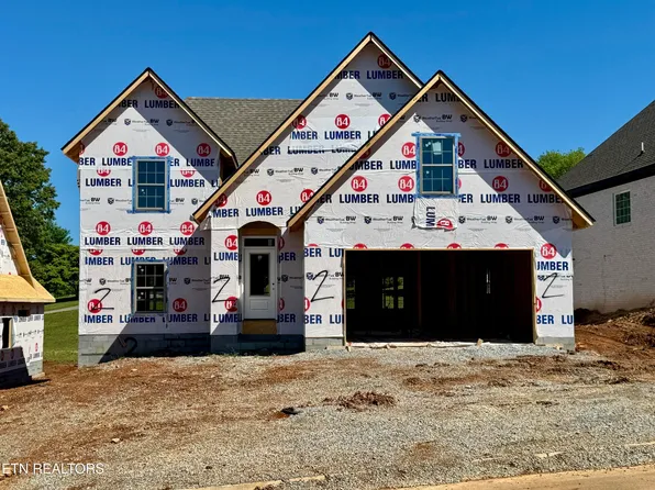 8861 Dancing Bear Ln, Knoxville, TN 37923