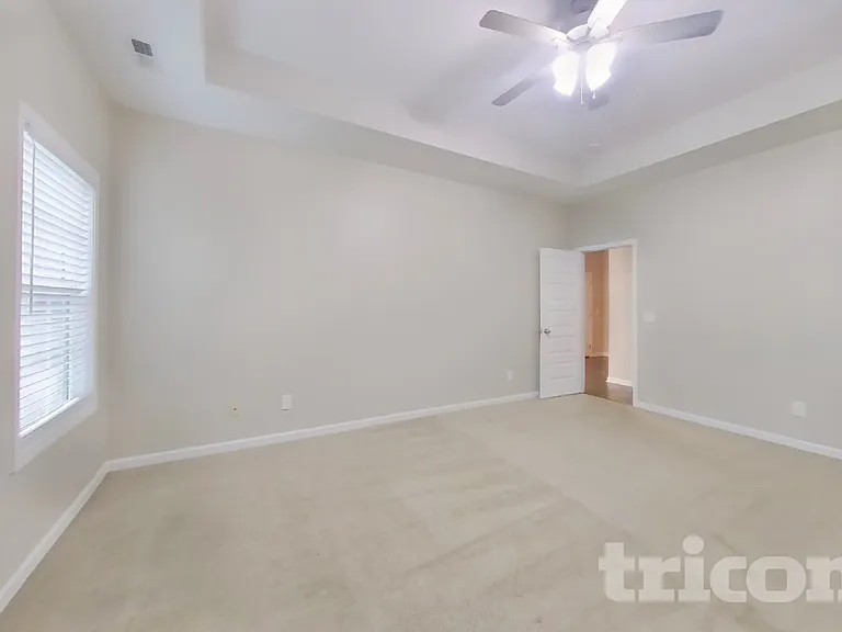 741 Mitscher Dr — Photo 6