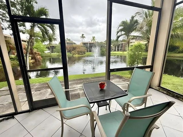 3 bed, 2.5 bath, $3,200 — Photo 3