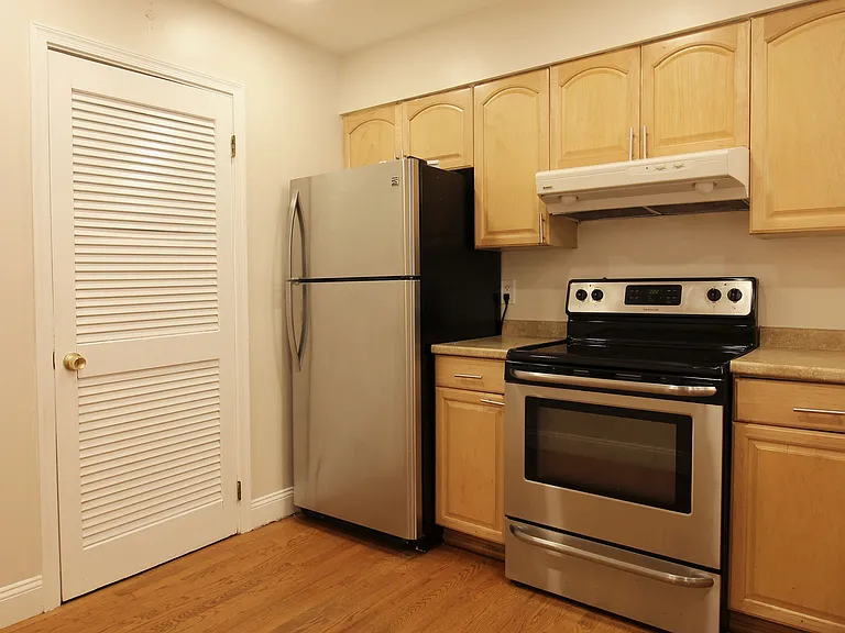 3946 El Camino Pl #11 — Photo 9