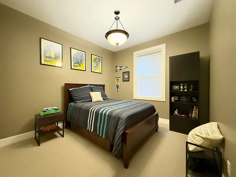 251 San Pedro Ave — Photo 33