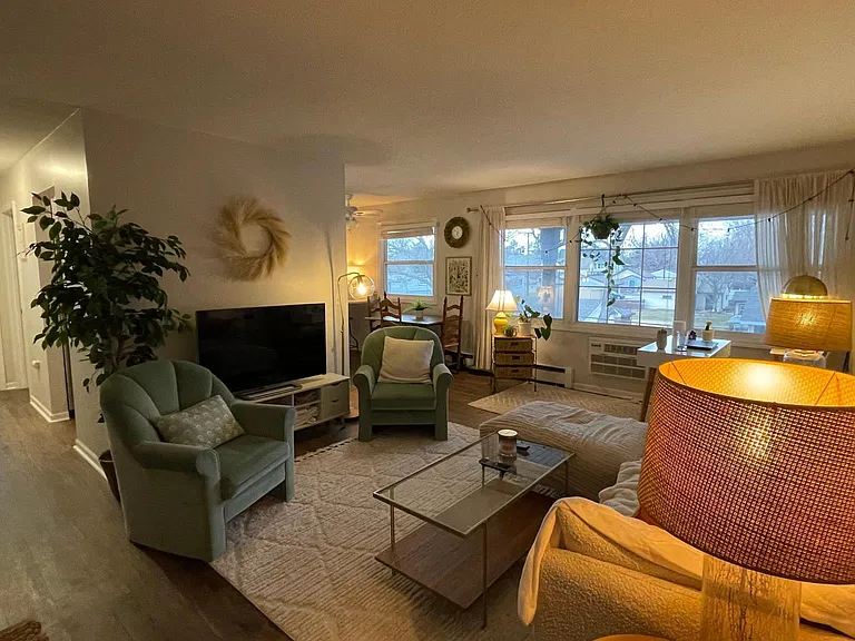 714 Spring St NE #7 — Photo 29