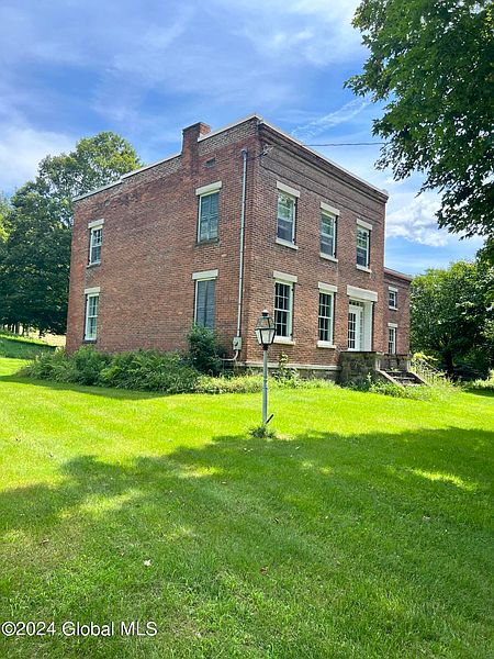 2nd image of 526 County Route 62