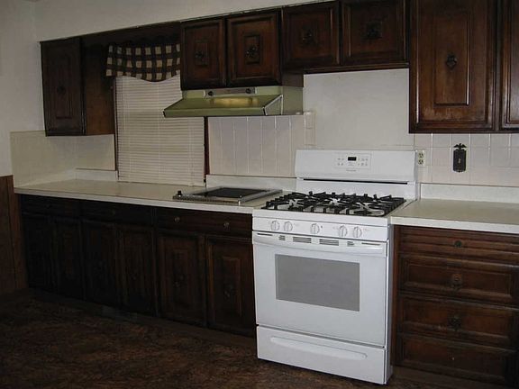 5th image of 2208 Glenwood Ave