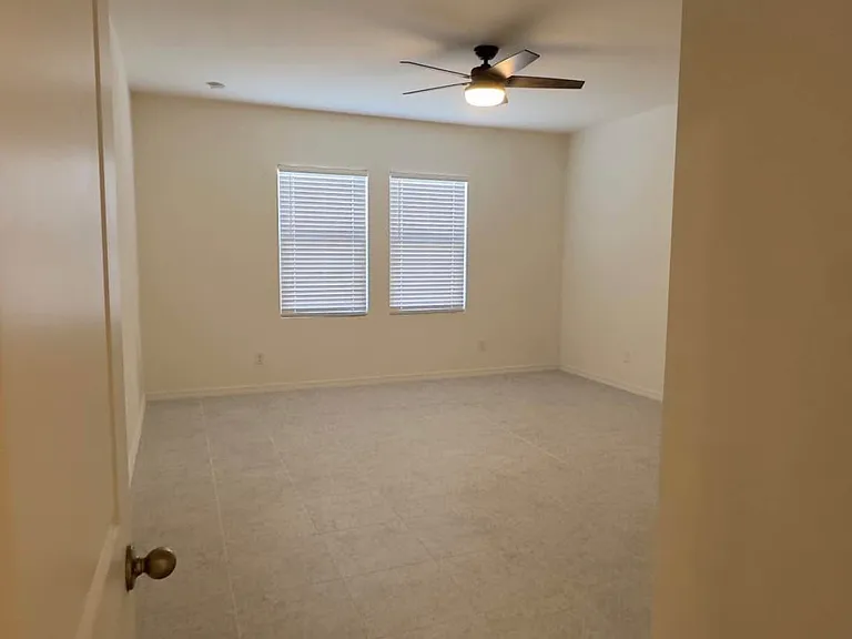 2373 E Alonso Dr — Photo 6