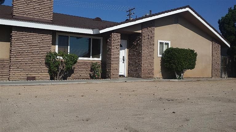 1st image of 16960 Crestview Ct