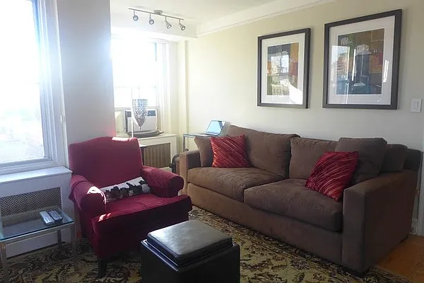 Sold by Real Direct | media 19