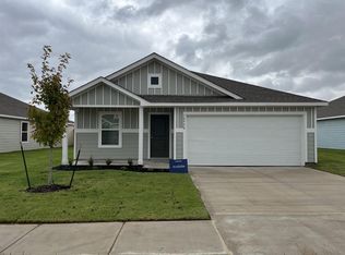 10920 SW 22nd St, Yukon, OK 73099