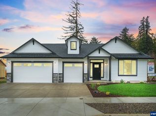 1162 Charming Pl NW, Albany, OR 97321