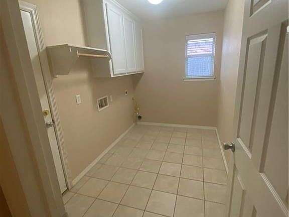 5th image of 8403 Alison Ave