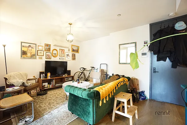 Rented by Rennit Inc. | media 1