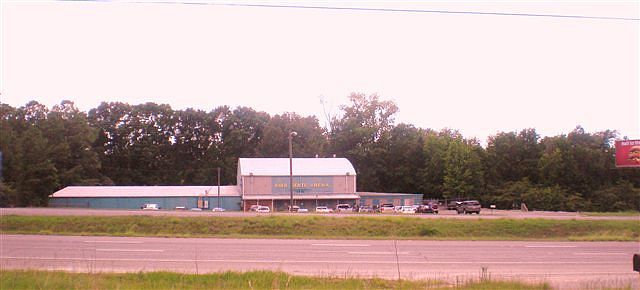 2nd image of 5335 Hawkinsville Rd