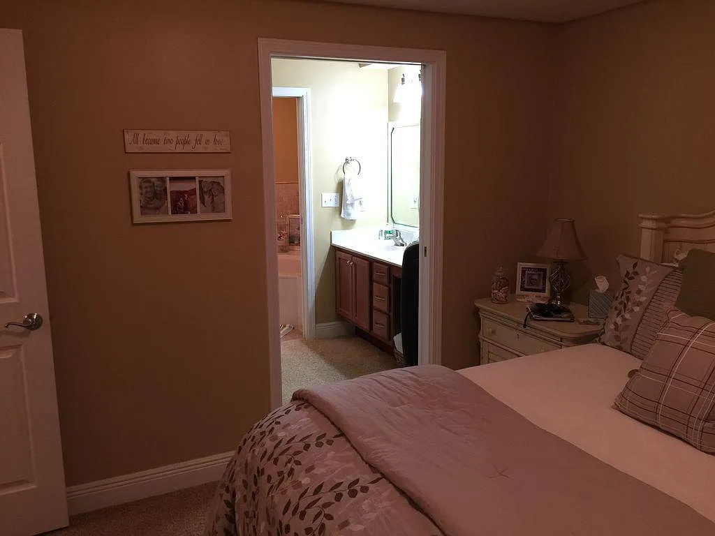 2 bed, 1248 sqft, $2,100 — Photo 2