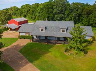 590 Dyersburg Hwy, Trenton, TN 38382