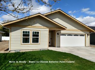 589 Freedom Ln, Metolius, OR 97741