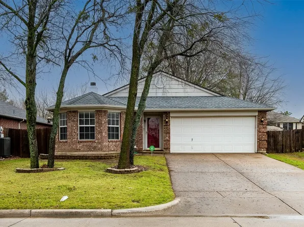 1617 Merritt Dr, Mansfield, TX 76063
