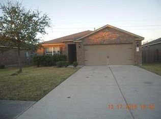 2111 Golden Topaz Dr, Rosharon, TX 77583