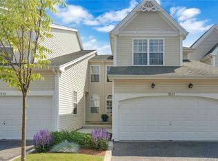 2207 Eaton Ct #2207, Danbury, CT 06811