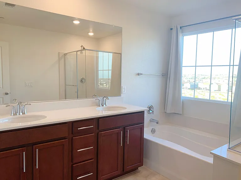 2814 Frabiele St — Photo 18