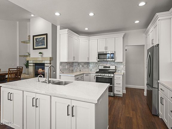 3rd image of 4581 Lynnfield Ct