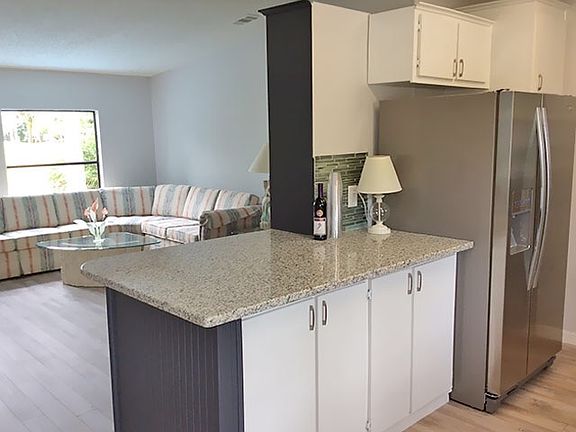 4th image of 516 Catalina Dr