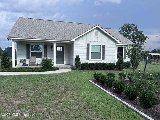 122 Green Rd, Lucedale, MS 39452
