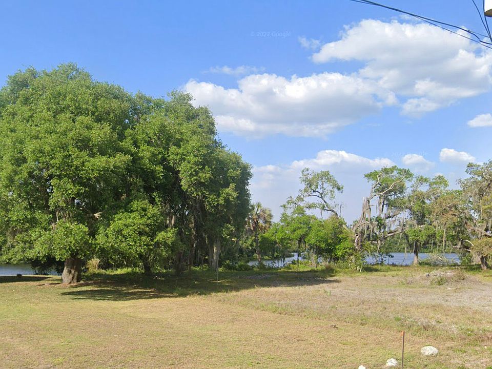 1st image of 2318 Lazy River Ln
