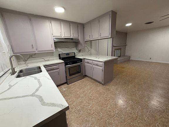 5th image of 1106 Randall St