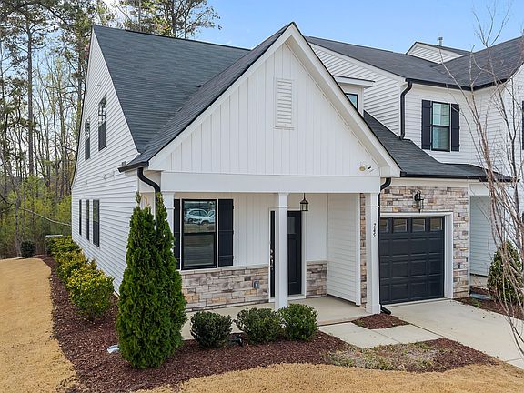 4th image of 745 Putney Hill Rd