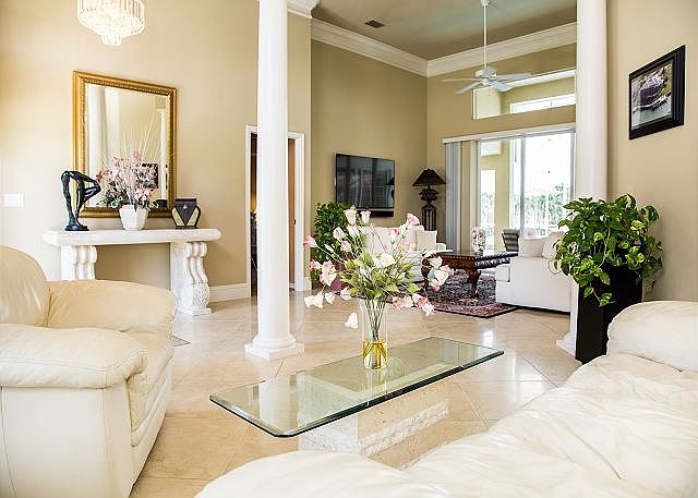 Living Room 65" Samsung