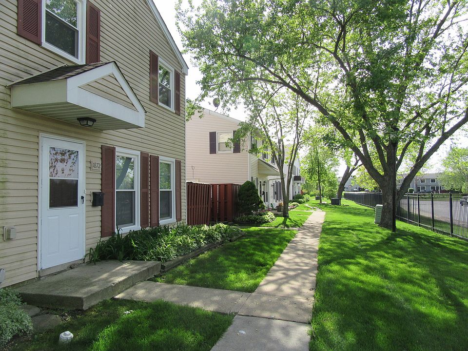 1st image of 1872 Jamestown Cir