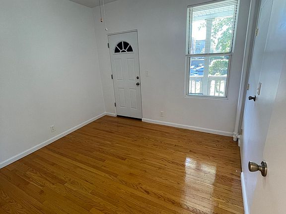 2nd image of 30 Villa Ave #3421