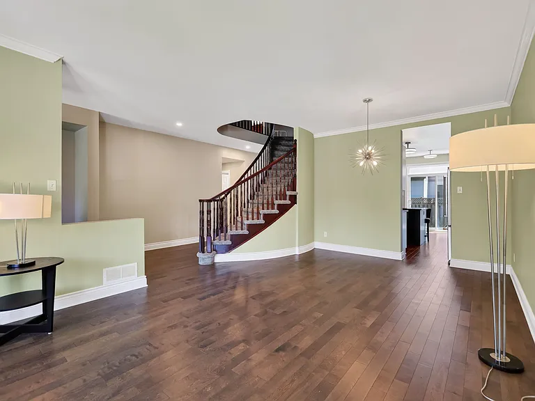 12 Westwinds Pl — Photo 4
