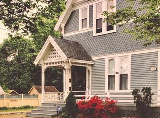 100 Union St APT 1, Rockland, MA 02370