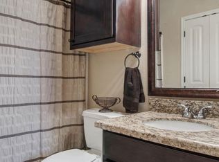115 Knox Dr, College Station, TX 77845