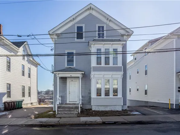 120 East St, Woonsocket, RI 02895