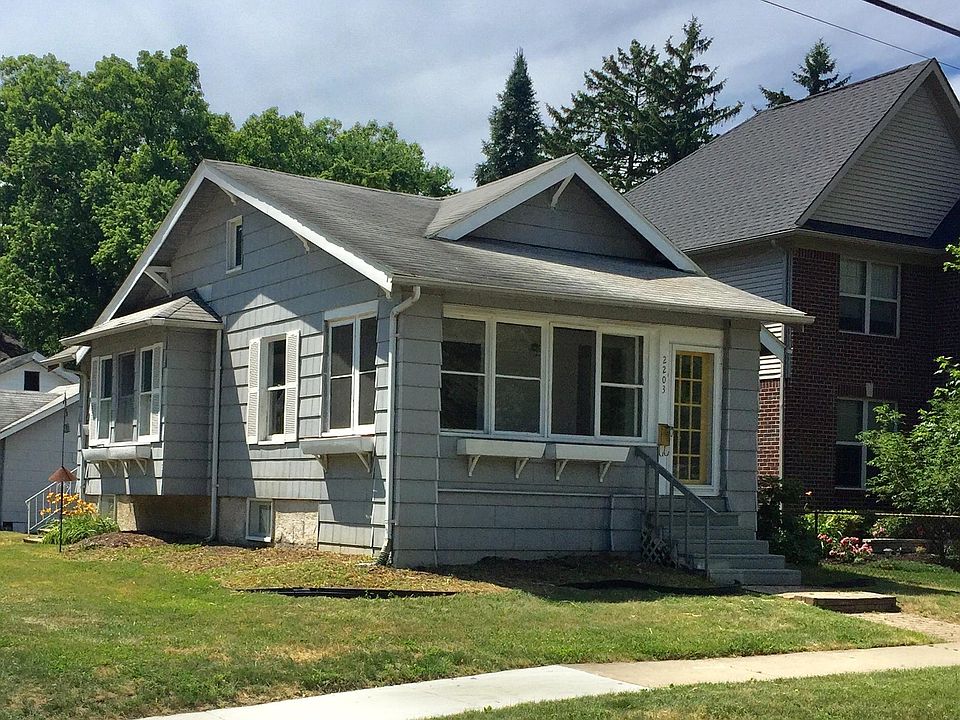 1st image of 2203 N Washington Ave