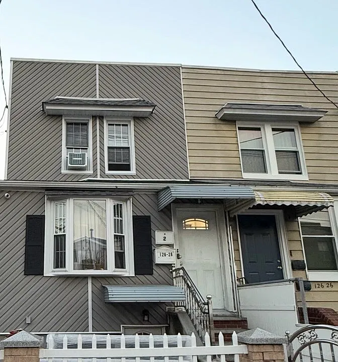 126-28 Inwood St #2