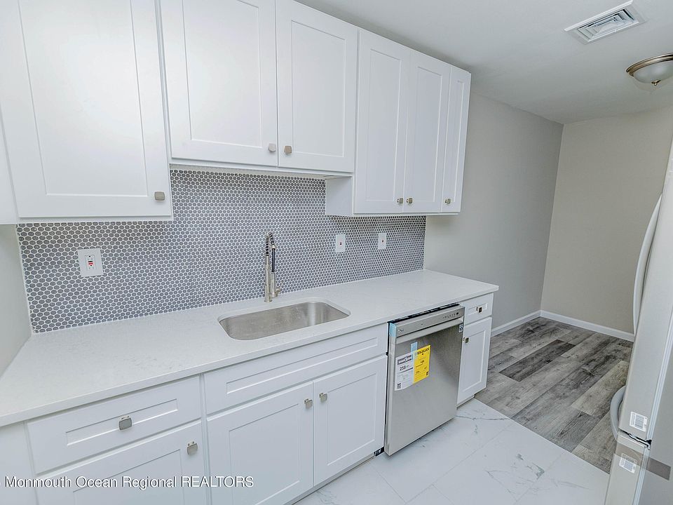 1st image of 534 Dartmoor Court #C