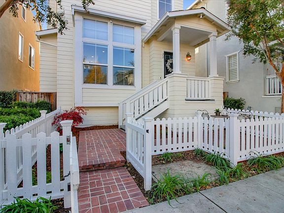 3rd image of 22 Heritage Ct