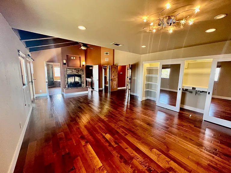 300 Corona Rd — Photo 57