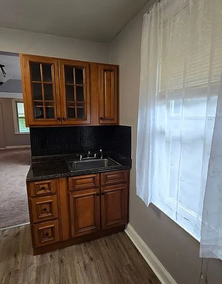 9109 Argyle Ave — Photo 2