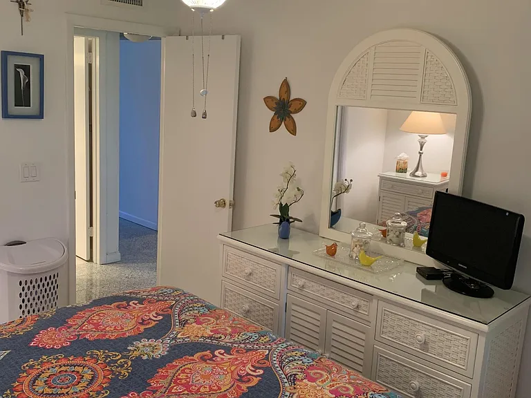 146 Somerset H #146-H — Photo 17