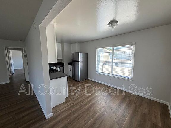 3rd image of 414 13th St APT D