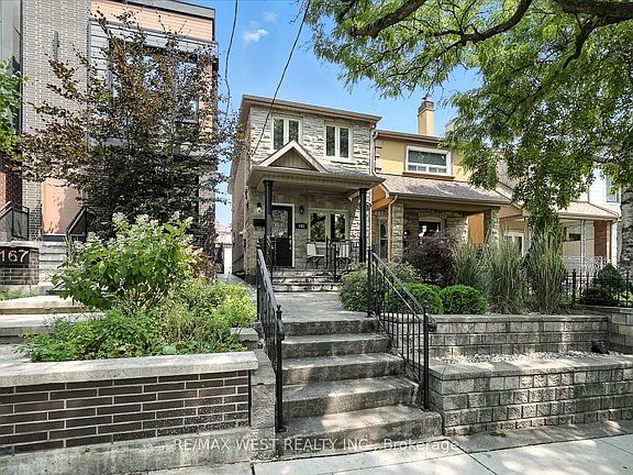 3rd image of 165 Caledonia Rd